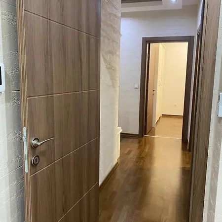 Idea Lux E.s נובי פאזאר